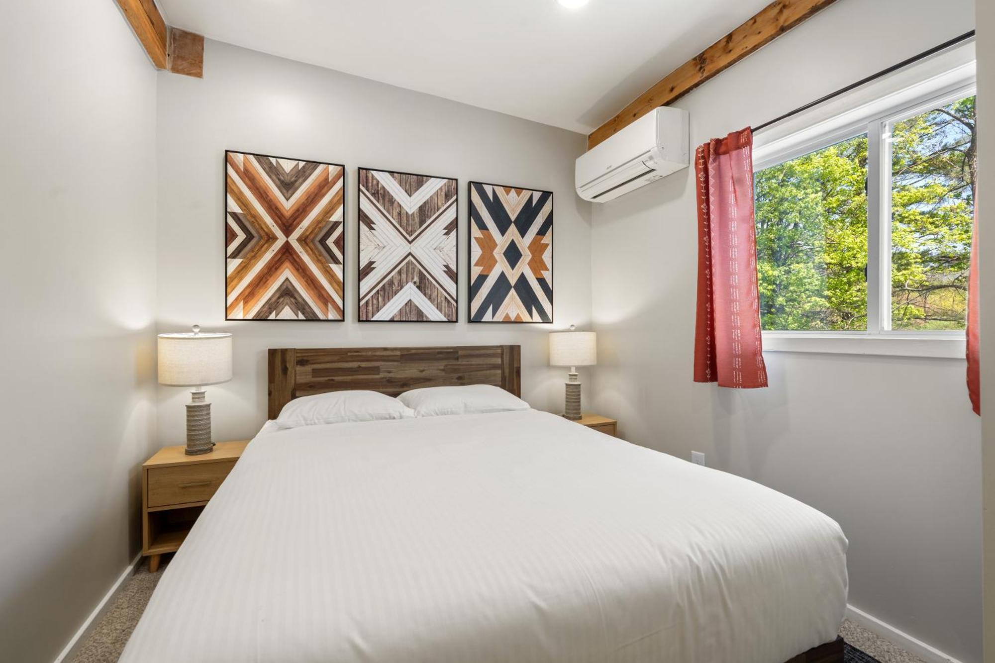 Inn 32 นอร์ธวูดสต็อก ภายนอก รูปภาพ
